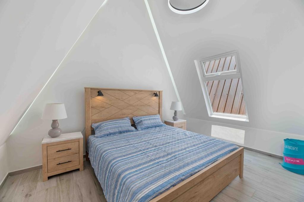 Cozy Beach Villa At The Shores 5 Minutes From The Beach West End Exteriér fotografie