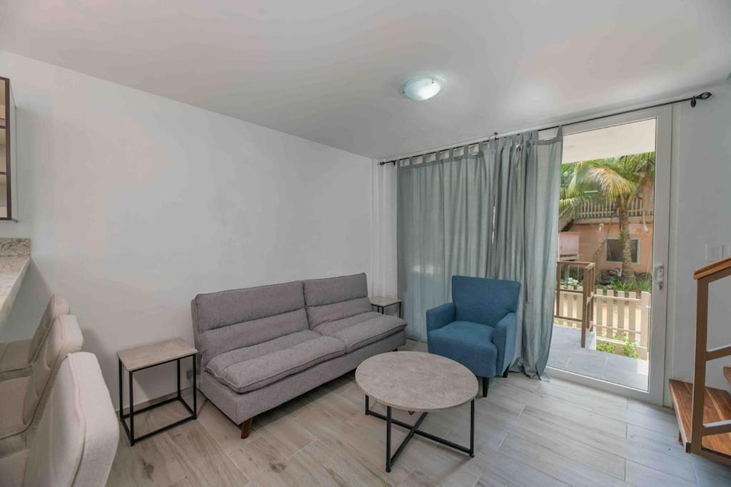 Cozy Beach Villa At The Shores 5 Minutes From The Beach West End Exteriér fotografie